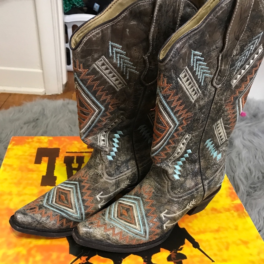 Corral cowboy boots